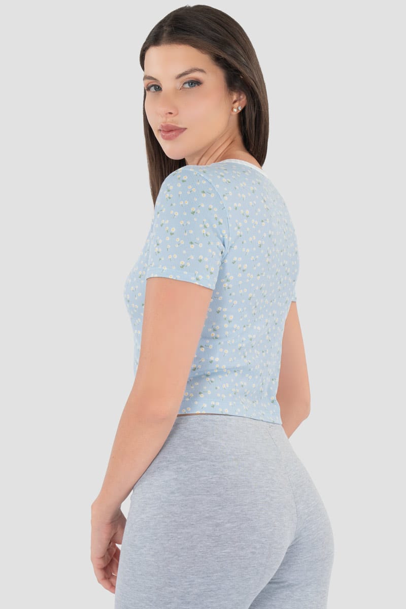 Playera floral manga corta