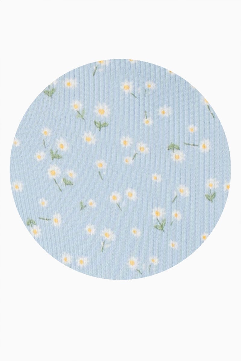Playera floral manga corta