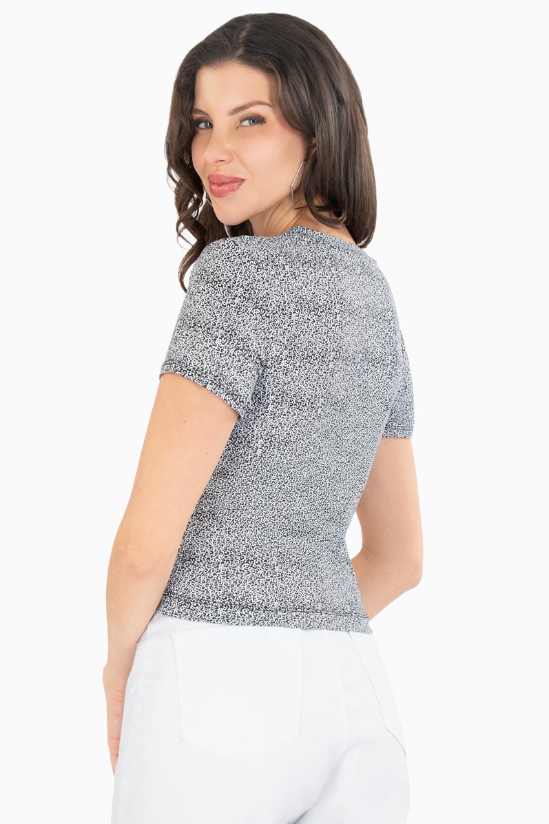 Playera animal print manga corta