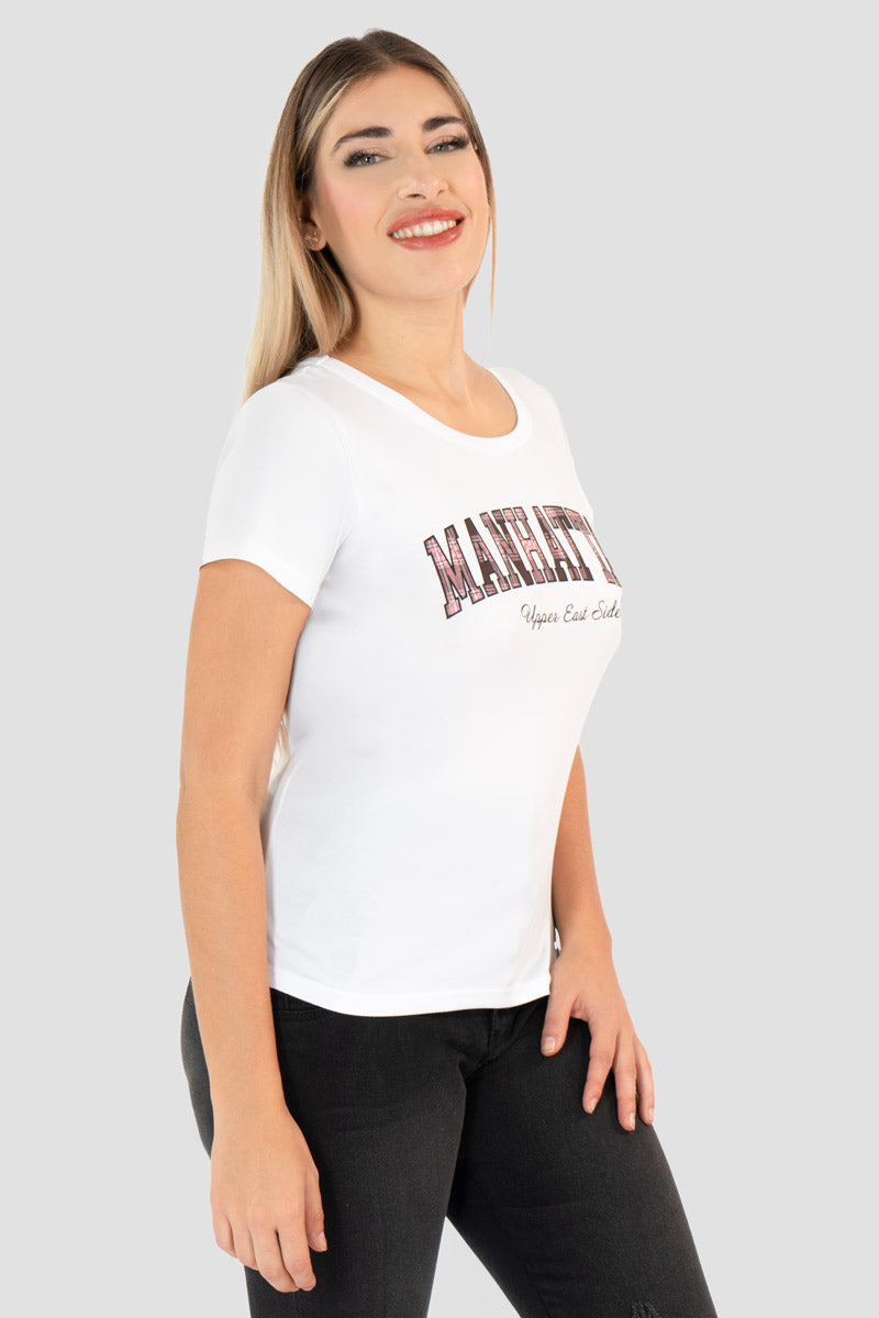Playera manga corta con estampado "Manhatttan"