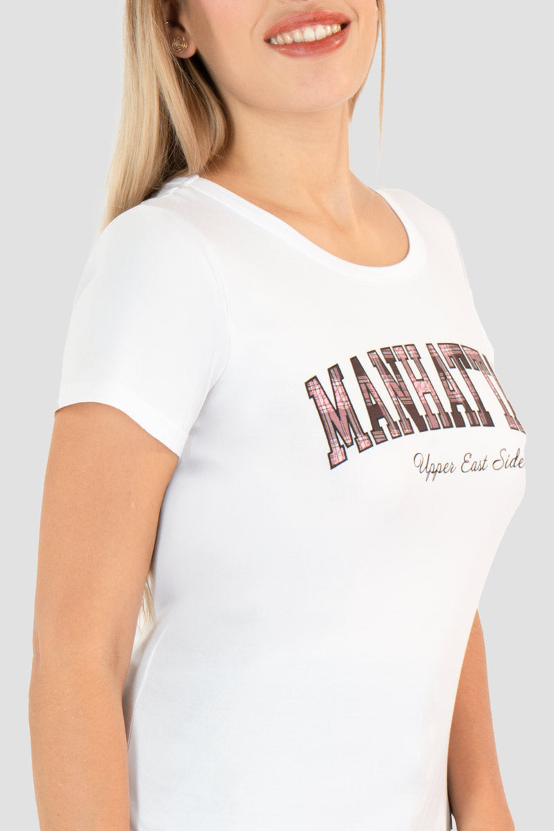 Playera manga corta con estampado "Manhatttan"