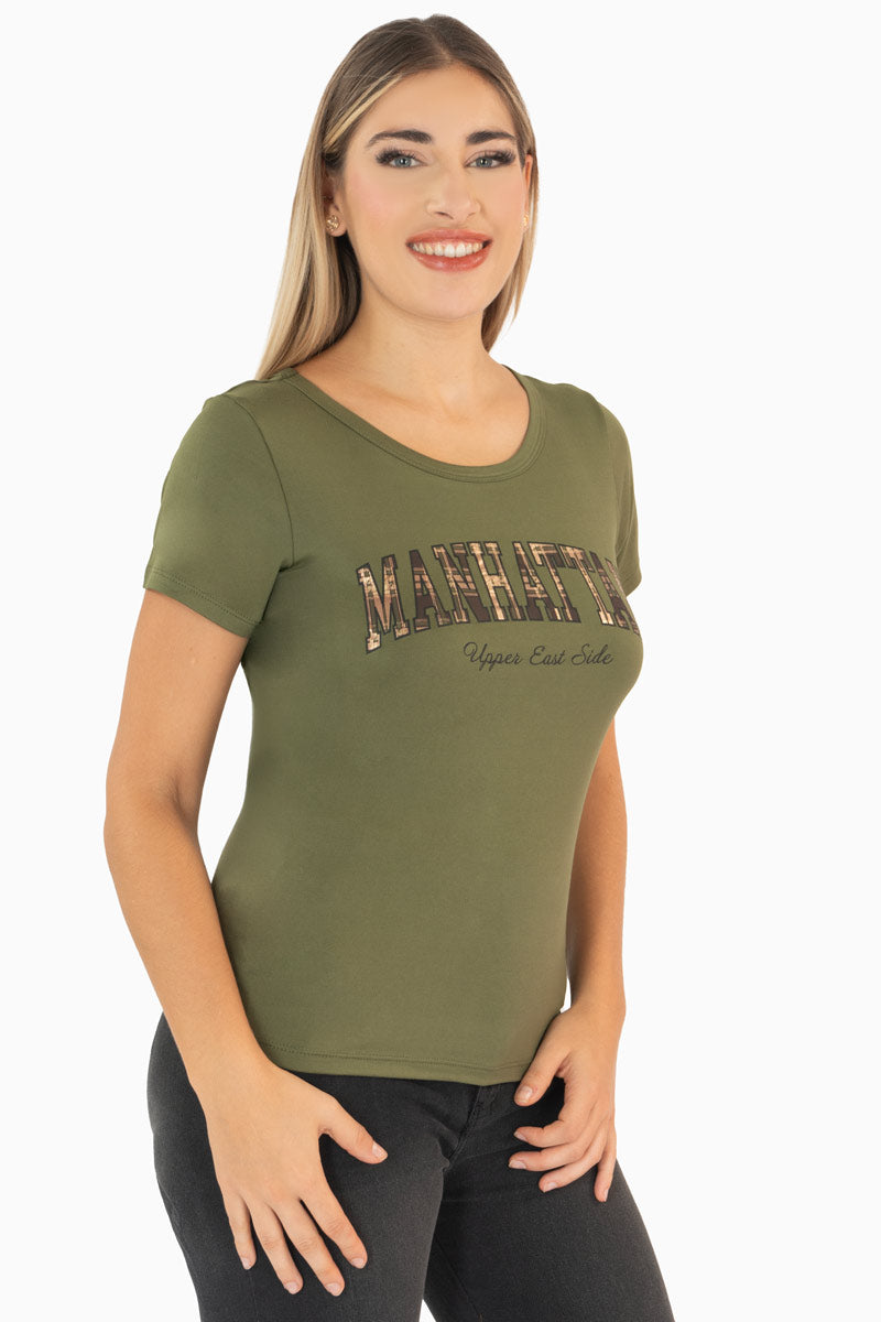 Playera manga corta con estampado "Manhatttan"