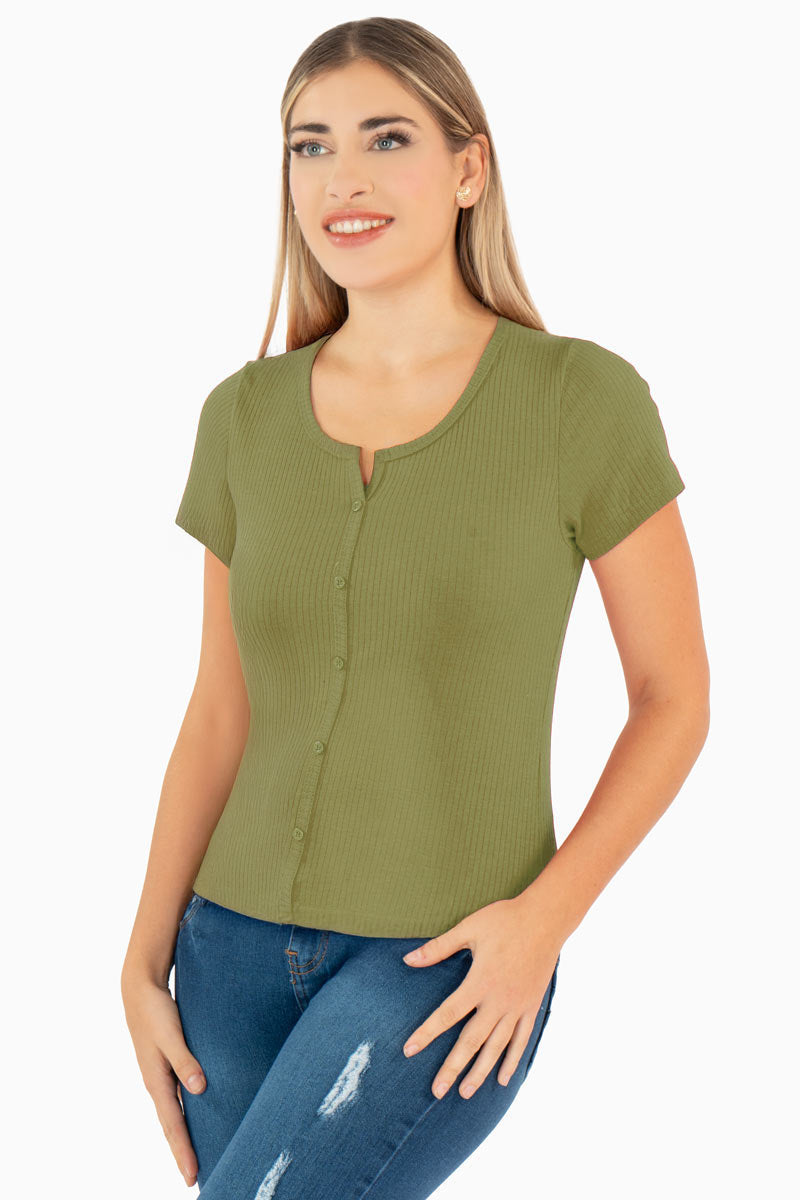 Playera lisa escote redondo con aletilla