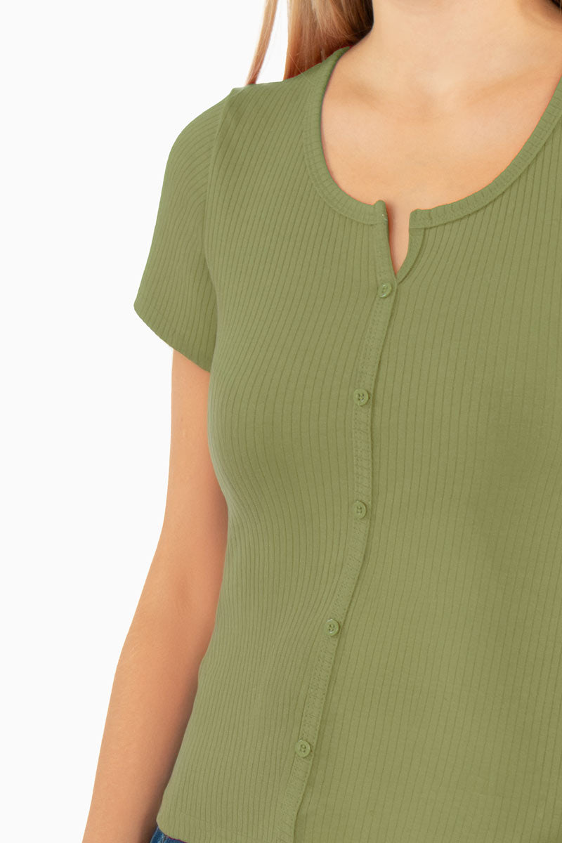 Playera lisa escote redondo con aletilla