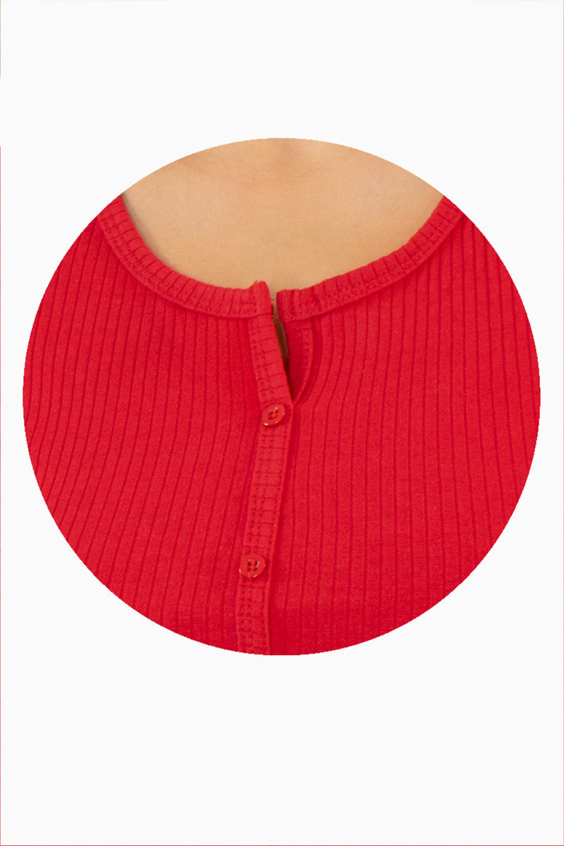 Playera lisa escote redondo con aletilla