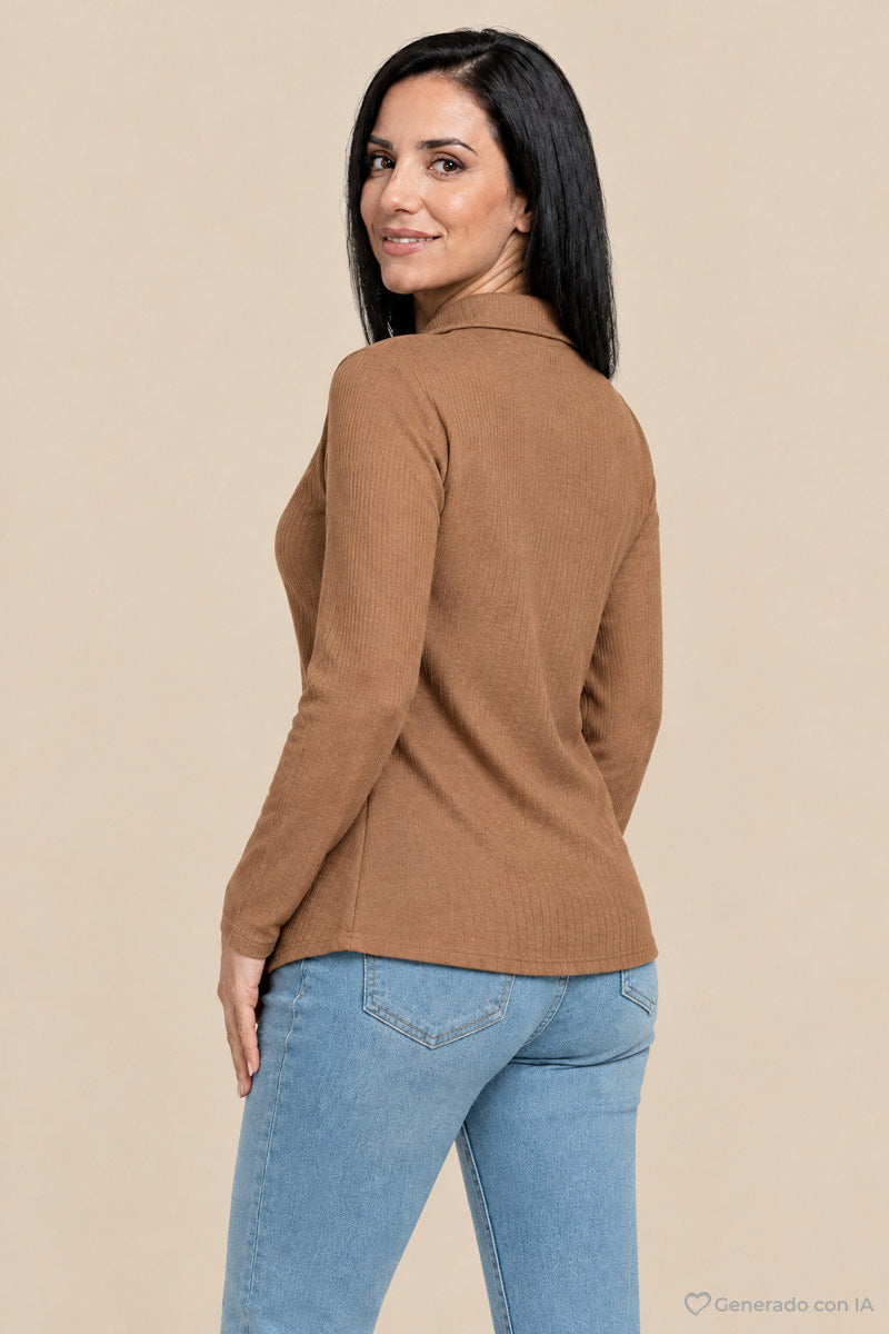Playera tipo polo maga larga