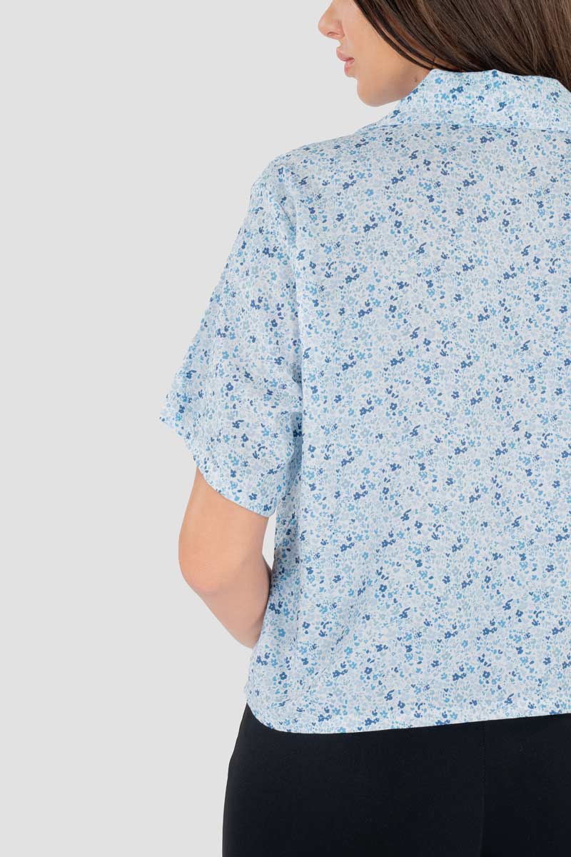 Camisa estampada manga corta con bolsa