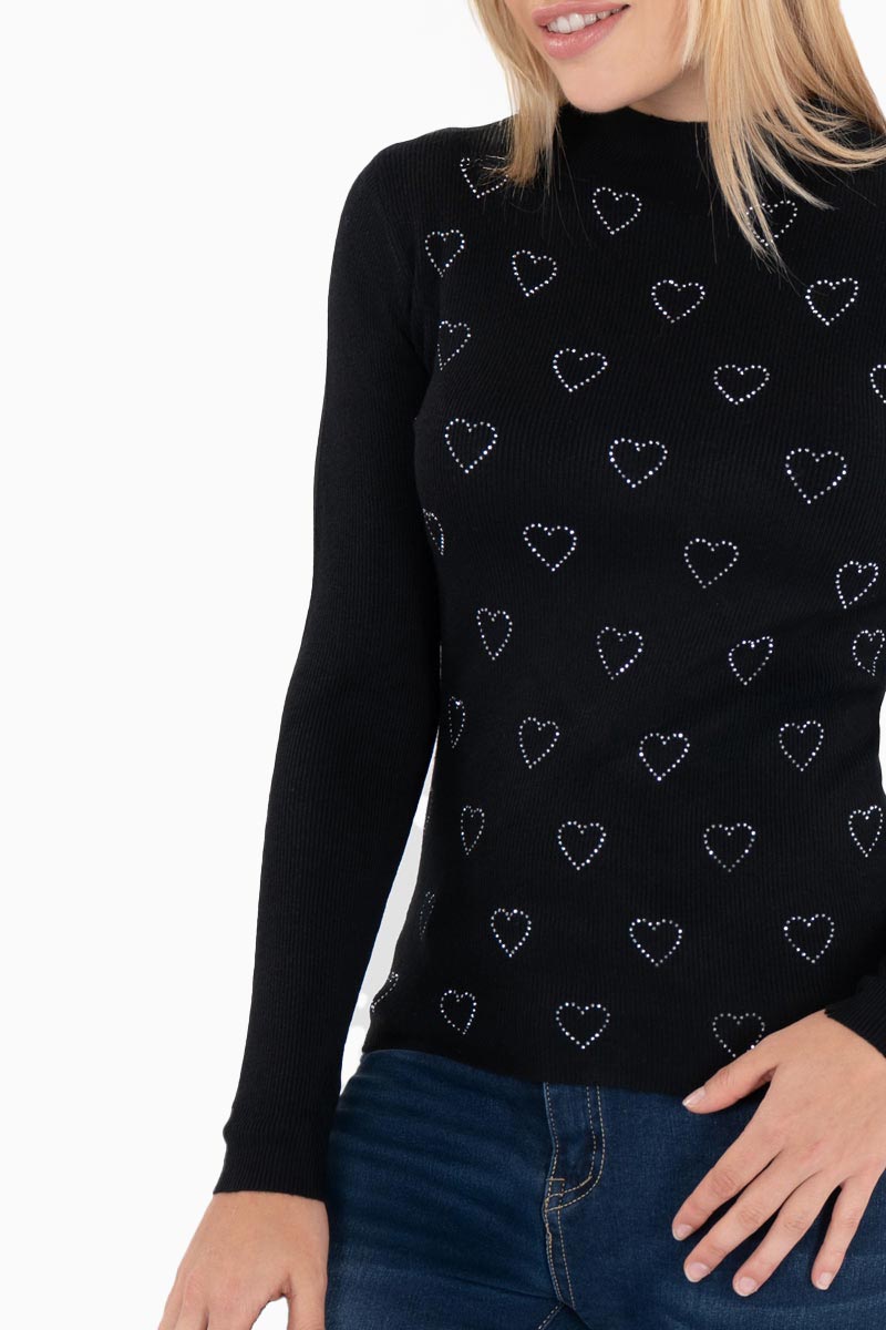 Suéter con estampad de corazones y cuello alto