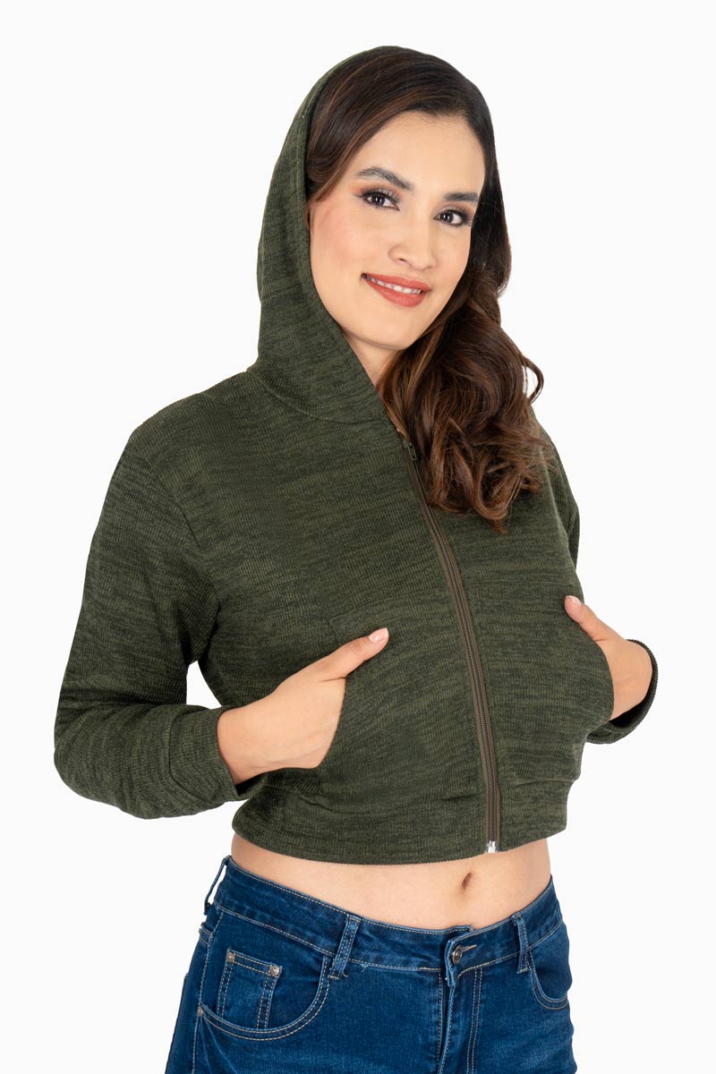 Sudadera tejida con capucha y bolsas