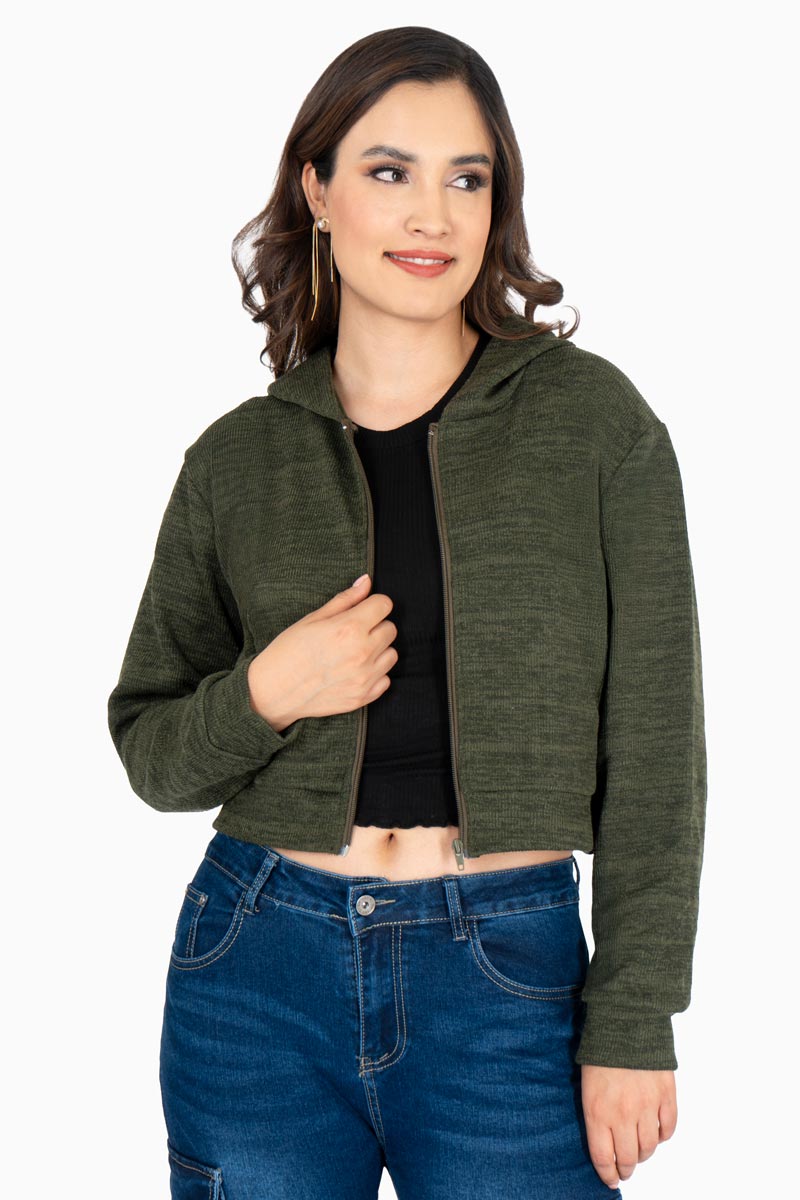 Sudadera tejida con capucha y bolsas