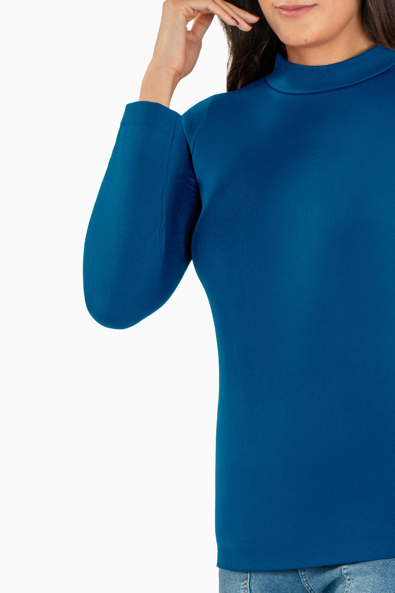 Playera térmica manga larga y cuello alto