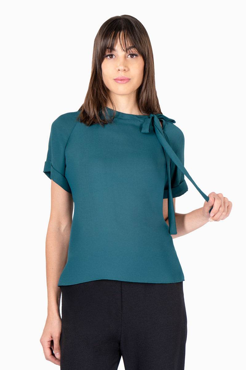 Blusa lisa con amarre en cuello - Santory Ropa  (7453697245251)