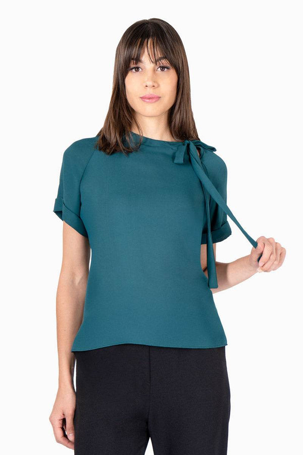 Blusa lisa con amarre en cuello - Santory Ropa  (7453697245251)