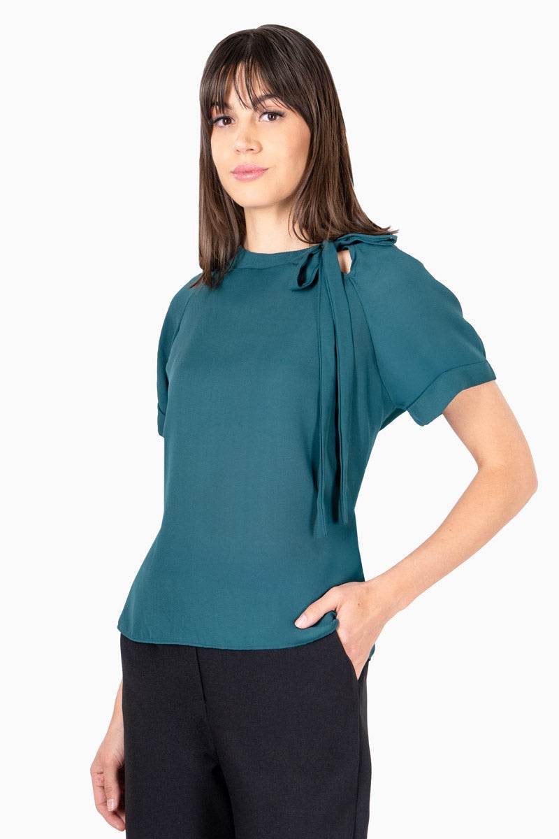 Blusa lisa con amarre en cuello - Santory Ropa  (7453697245251)