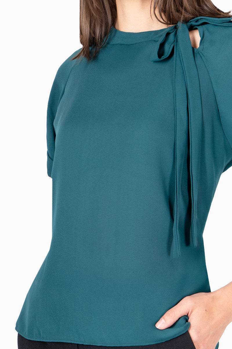 Blusa lisa con amarre en cuello - Santory Ropa  (7453697245251)