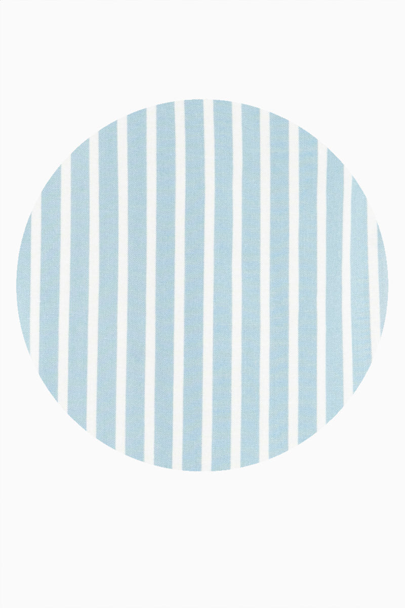 Blusa de rayas escote v con botones