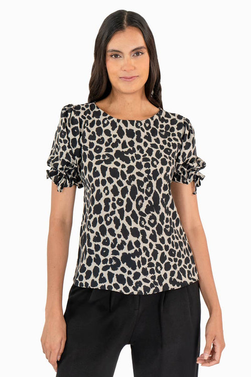 Blusa animal print manga corta con amarre