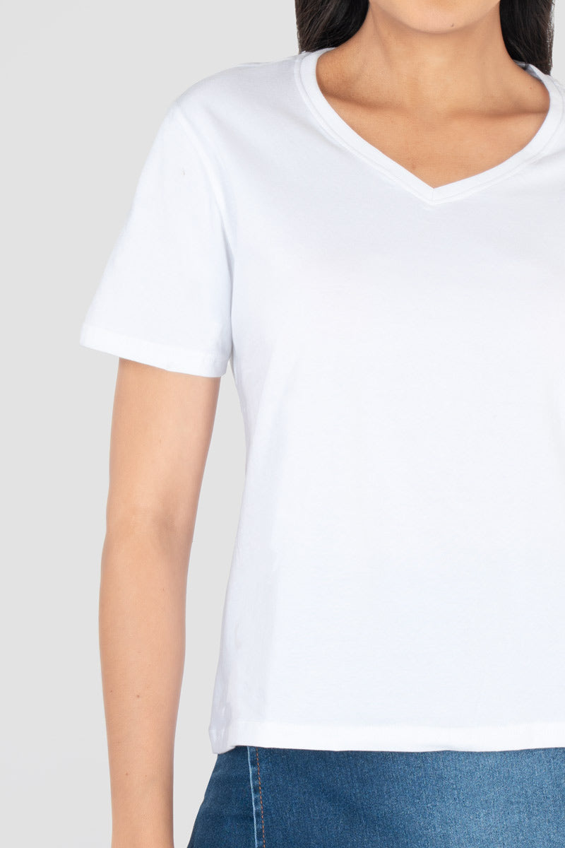 Playera básica cuello v