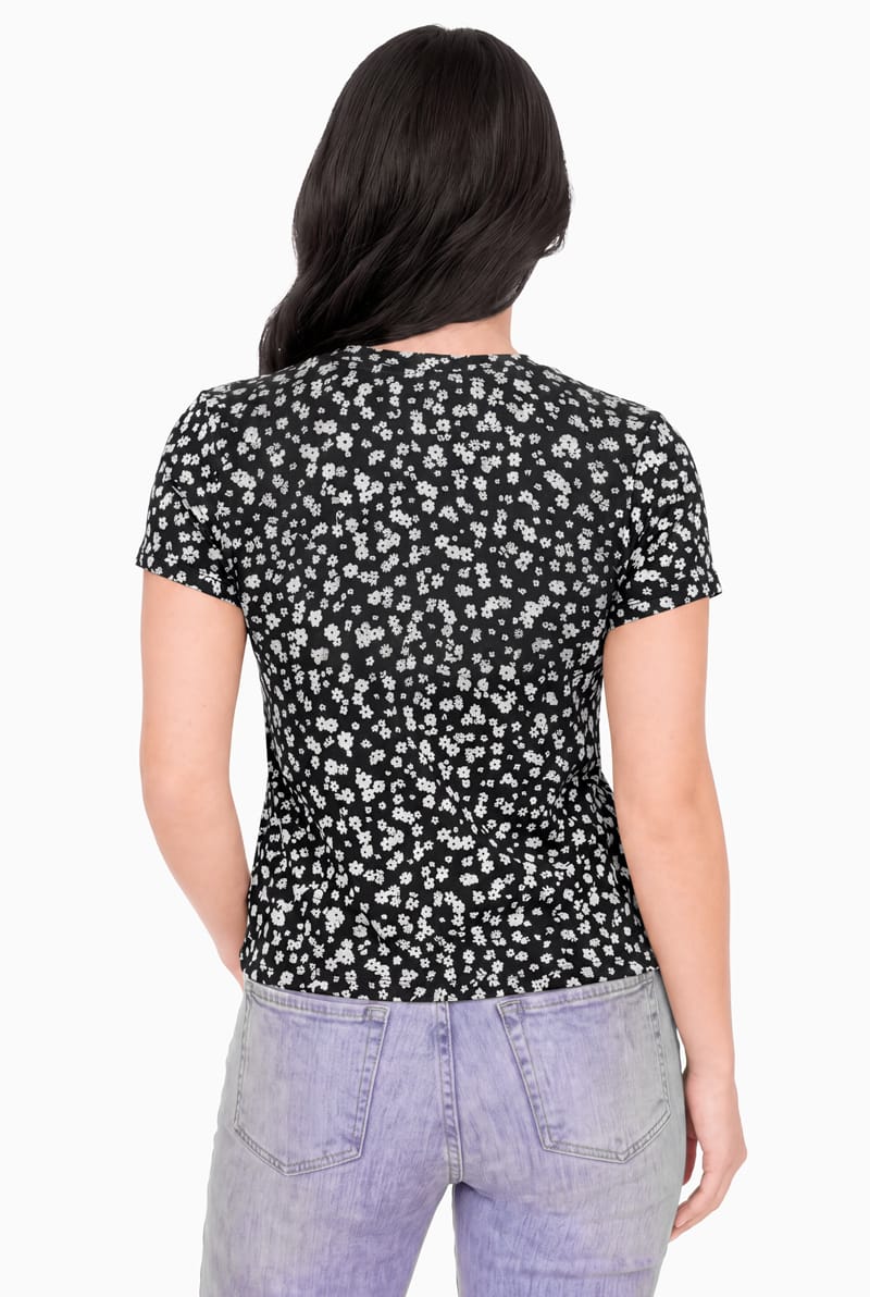 Playera floral manga corta