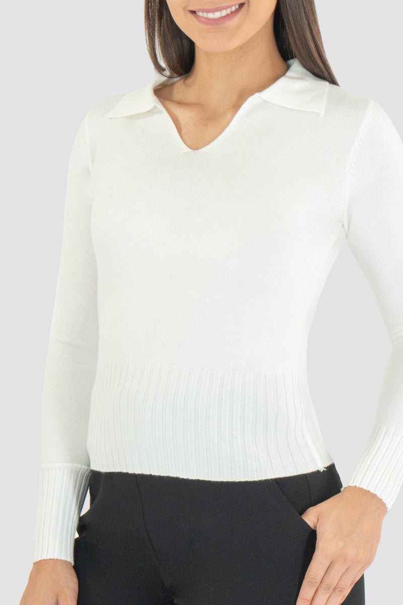 Suéter básico ligero con cuello camisero
