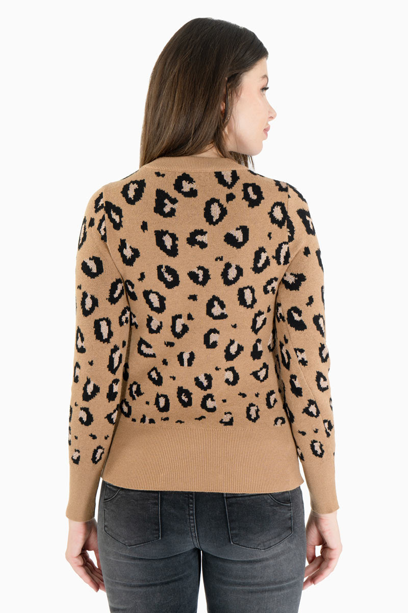 Suéter animal print cuello redondo