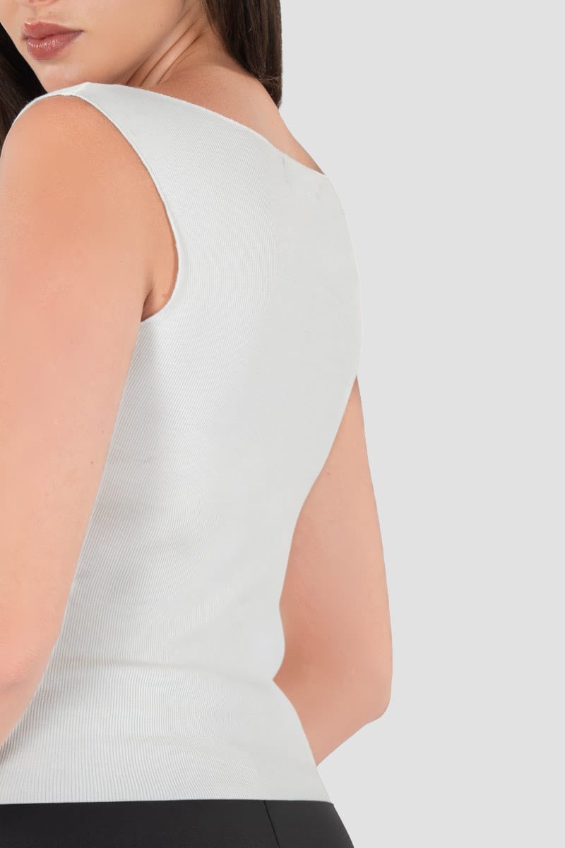 Playera sin manga con moños