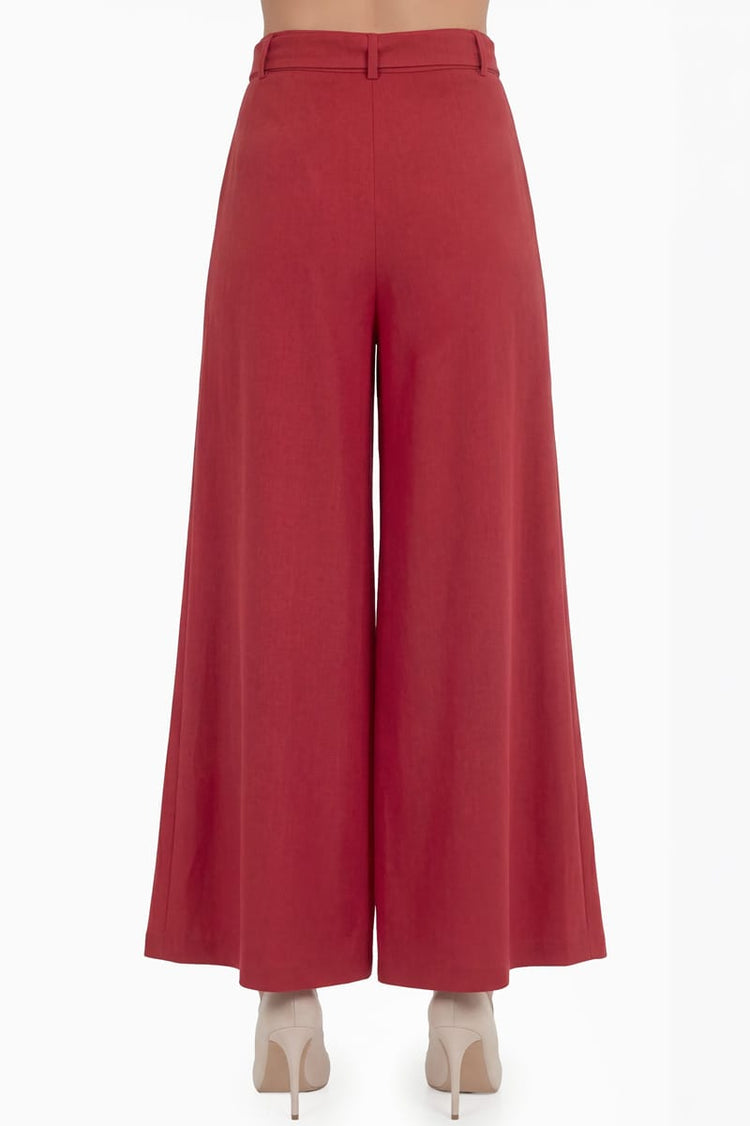 Pantalón con cinturón de hebilla