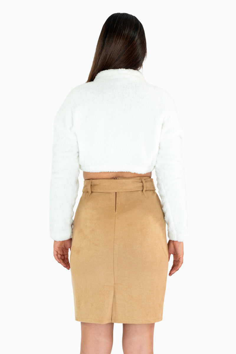 Falda tipo gamuza con cinturón