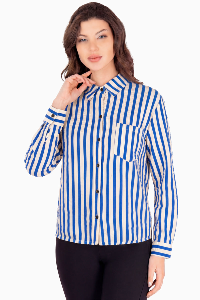 Camisa de rayas con bolsa