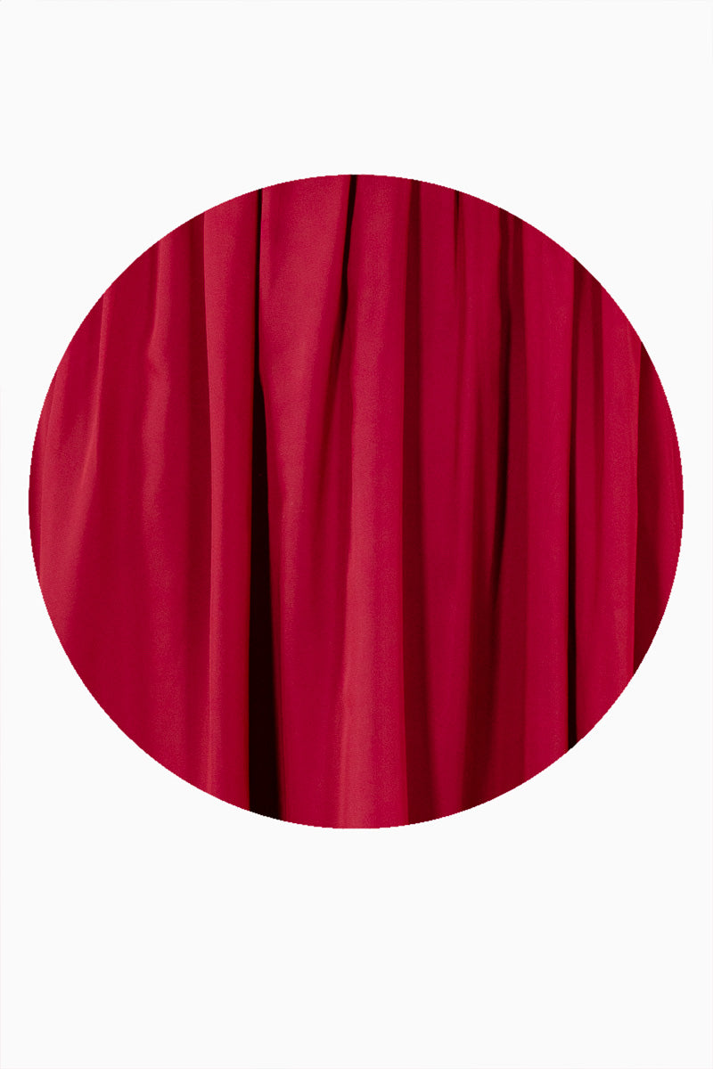 Vestido de fiesta con tirantes y escote v