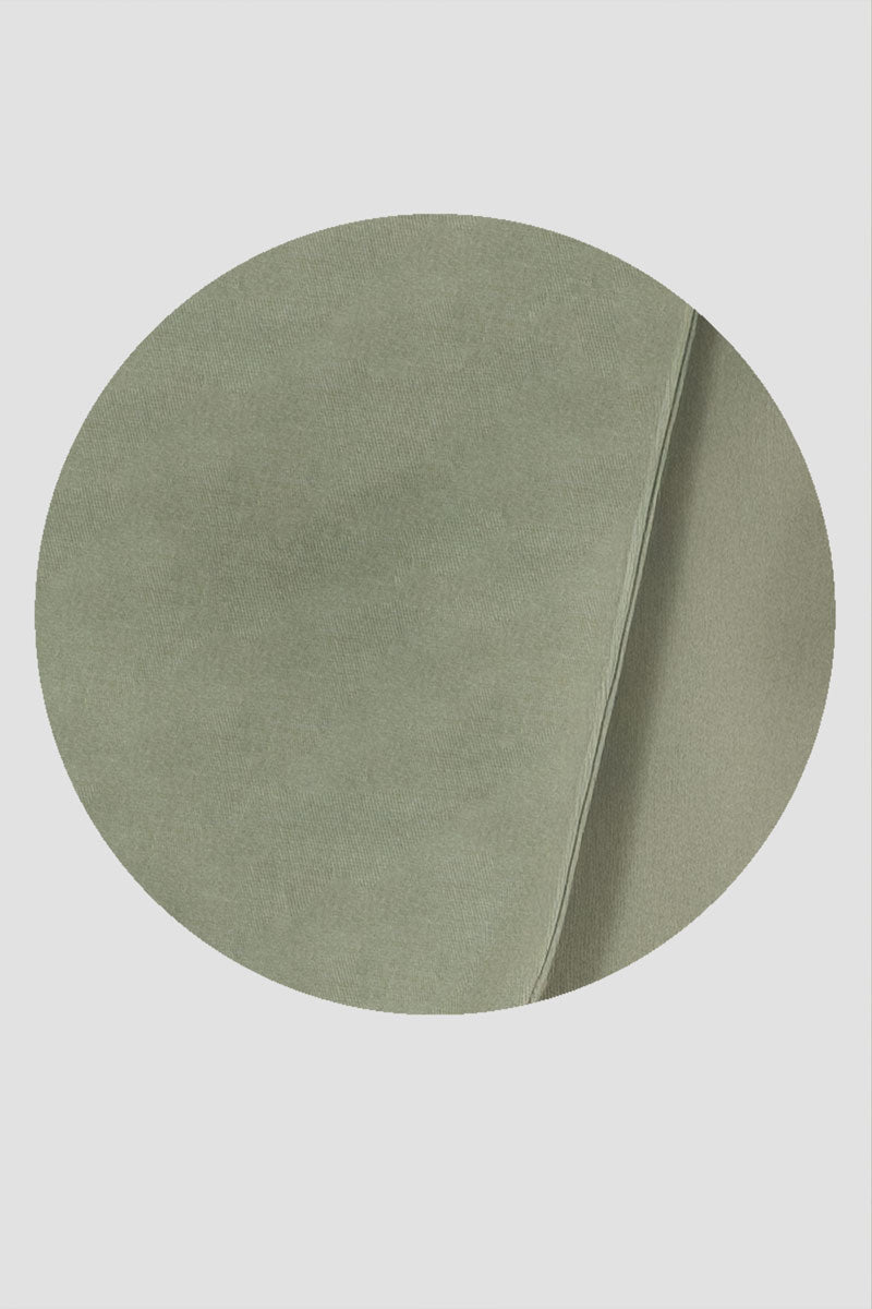 Short falda lisa con cruce