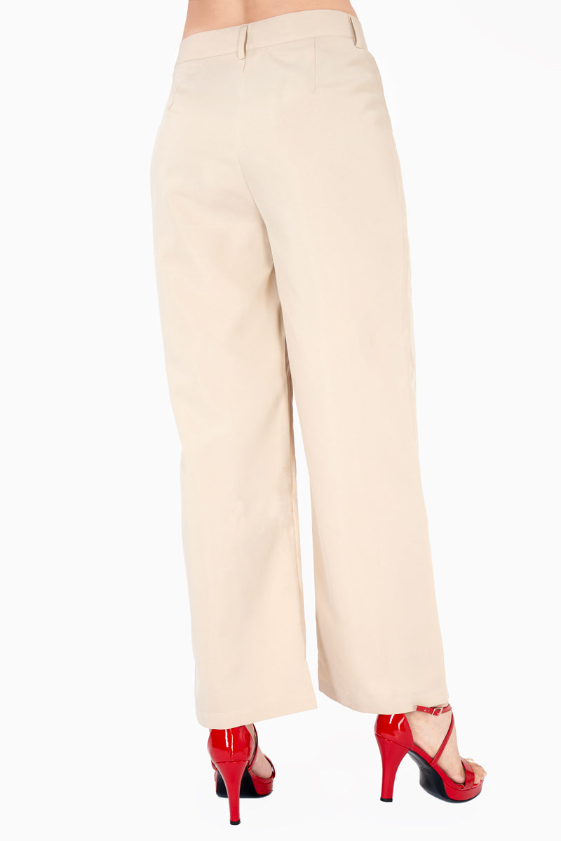 Pantalón ancho con botones y bolsas